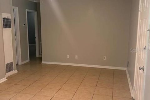 Casa en alquiler en Leesburg, Florida, 2 dormitorios, 80.27 m2 № 2157789 - foto 13