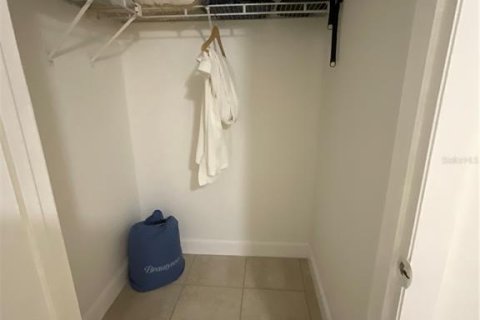 Condo in Kissimmee, Florida, 2 bedrooms № 2204828 - photo 23