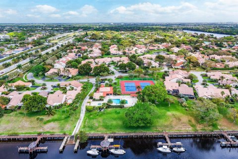 Adosado en venta en Boca Raton, Florida, 3 dormitorios, 261.52 m2 № 2078542 - foto 5