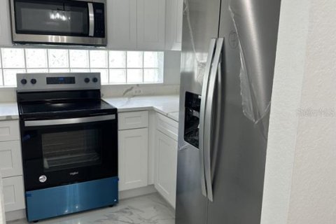 House in Winter Park, Florida 3 bedrooms, 103.49 sq.m. № 1853219 - photo 7