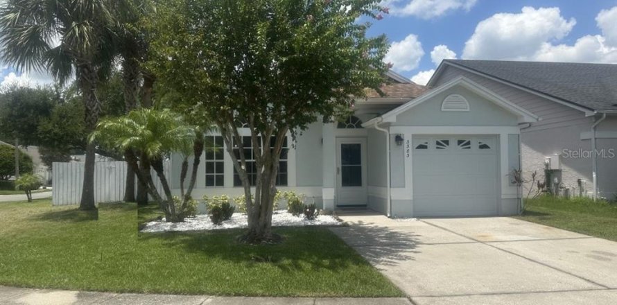 House in Winter Park, Florida 3 bedrooms, 103.49 sq.m. № 1853219
