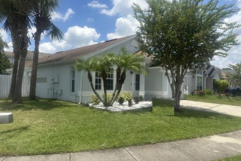 House in Winter Park, Florida 3 bedrooms, 103.49 sq.m. № 1853219 - photo 2