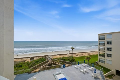 Condo in New Smyrna Beach, Florida, 2 bedrooms № 2223609 - photo 19