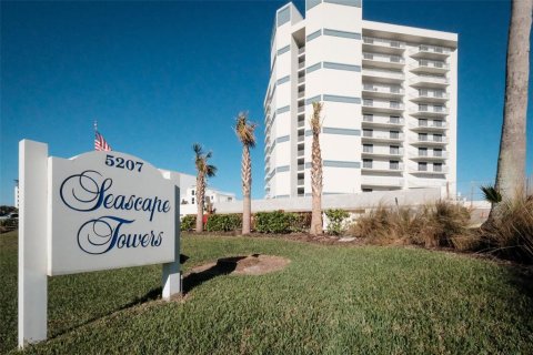 Condominio en New Smyrna Beach, Florida, 2 dormitorios  № 2223609