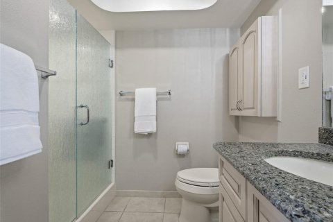 Condo in New Smyrna Beach, Florida, 2 bedrooms № 2223609 - photo 24