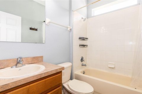 Casa en venta en Minneola, Florida, 4 dormitorios, 152.73 m2 № 2315210 - foto 19