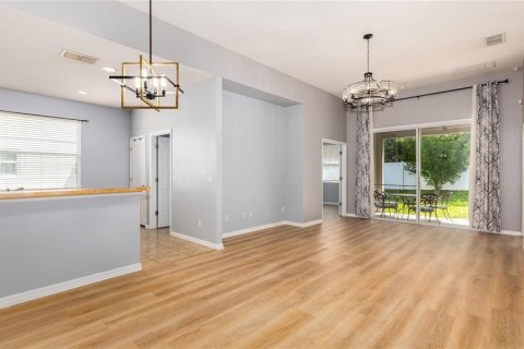 Casa en venta en Minneola, Florida, 4 dormitorios, 152.73 m2 № 2315210 - foto 11