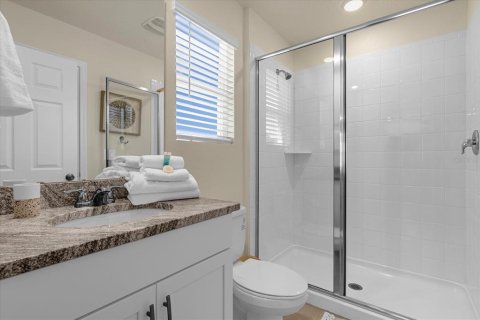 Casa en venta en Kissimmee, Florida, 7 dormitorios, 278.52 m2 № 1012510 - foto 22
