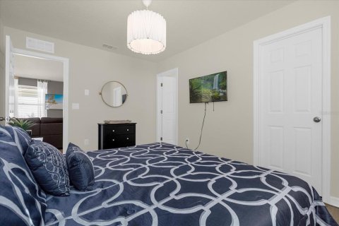 Casa en venta en Kissimmee, Florida, 7 dormitorios, 278.52 m2 № 1012510 - foto 24