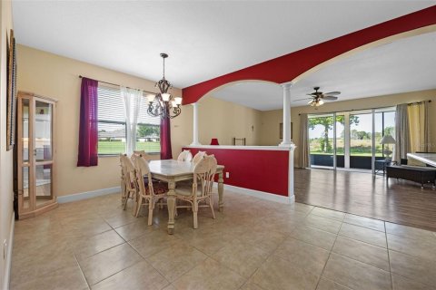 Adosado en venta en Sorrento, Florida, 3 dormitorios, 174.01 m2 № 1725346 - foto 5