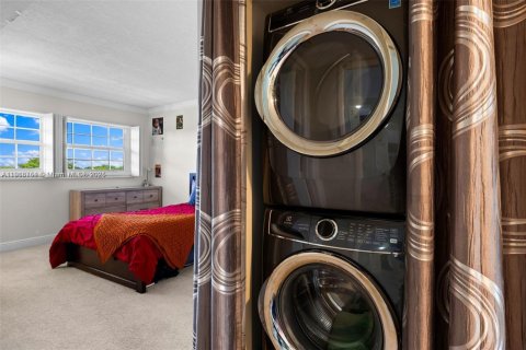 Condo in Pompano Beach, Florida, 3 bedrooms  № 1974486 - photo 19