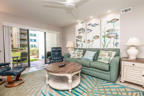 Condominio en alquiler en New Smyrna Beach, Florida, 2 dormitorios, 87.7 m2 № 1564642 - foto 2