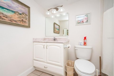 Condominio en alquiler en New Smyrna Beach, Florida, 2 dormitorios, 87.7 m2 № 1564642 - foto 9