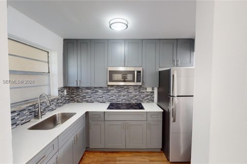 Condo à Miami, Floride, 2 chambres  № 2024997
