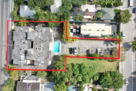 Copropriété à louer à Miami, Floride: 2 chambres, 65.68 m2 № 2024997 - photo 18