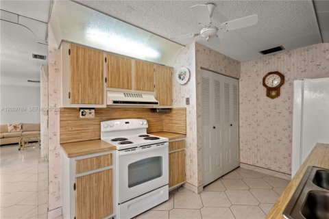 Villa ou maison à vendre à Delray Beach, Floride: 2 chambres, 111.48 m2 № 2066295 - photo 14