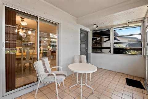 Villa ou maison à vendre à Delray Beach, Floride: 2 chambres, 111.48 m2 № 2066295 - photo 18