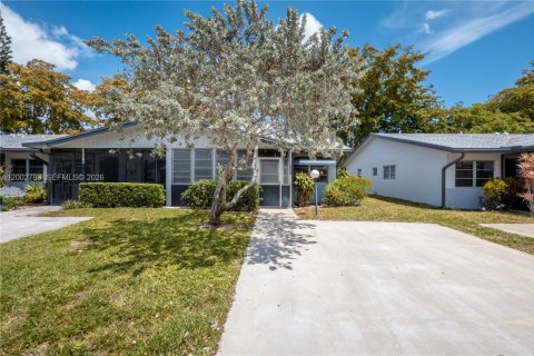 Villa ou maison à vendre à Delray Beach, Floride: 2 chambres, 111.48 m2 № 2066295 - photo 3