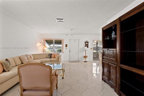 Villa ou maison à vendre à Delray Beach, Floride: 2 chambres, 111.48 m2 № 2066295 - photo 21