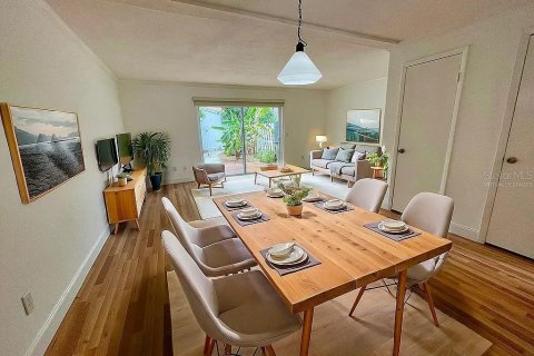 Townhouse in Tampa, Florida 2 bedrooms, 110.74 sq.m. № 1734532 - photo 8