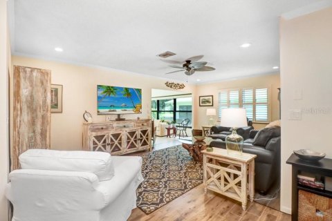 Condo in New Port Richey, Florida, 2 bedrooms № 2198805 - photo 23