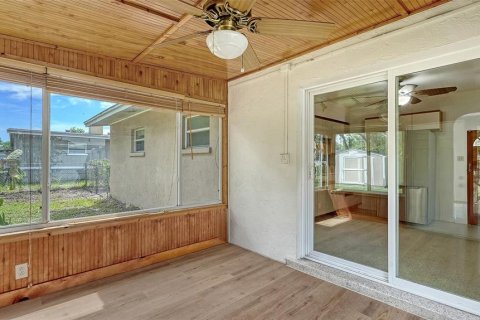 Купить виллу или дом в Сарасота, Флорида 8 комнат, 112.97м2, № 1914247 - фото 15