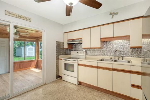 Купить виллу или дом в Сарасота, Флорида 8 комнат, 112.97м2, № 1914247 - фото 12