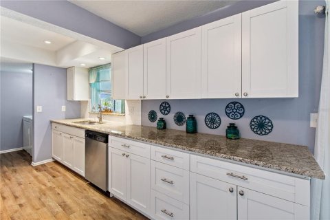 House in Lakeland, Florida 3 bedrooms, 158.21 sq.m. № 1567372 - photo 24
