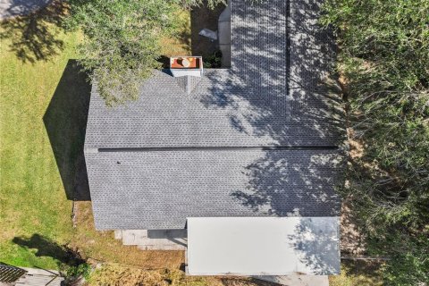 House in Lakeland, Florida 3 bedrooms, 158.21 sq.m. № 1567372 - photo 8