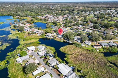 House in Lakeland, Florida 3 bedrooms, 158.21 sq.m. № 1567372 - photo 15