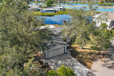 House in Lakeland, Florida 3 bedrooms, 158.21 sq.m. № 1567372 - photo 4