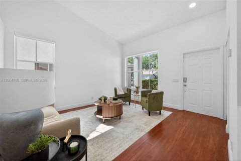 Villa ou maison à louer à Weston, Floride: 3 chambres, 137.31 m2 № 2071178 - photo 6