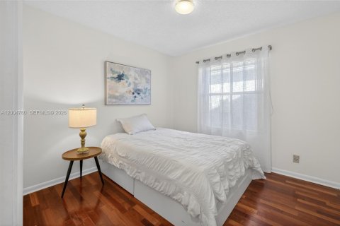 Villa ou maison à louer à Weston, Floride: 3 chambres, 137.31 m2 № 2071178 - photo 18