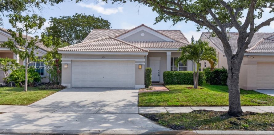 Villa ou maison à Weston, Floride 3 chambres, 137.31 m2 № 2071178