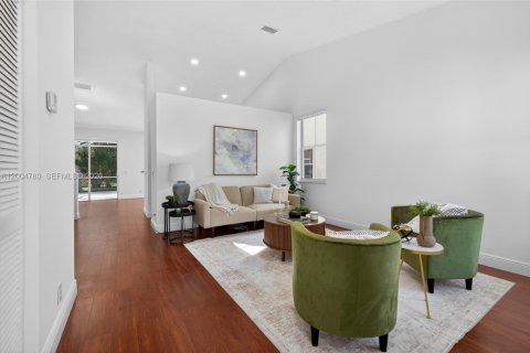 Villa ou maison à louer à Weston, Floride: 3 chambres, 137.31 m2 № 2071178 - photo 5