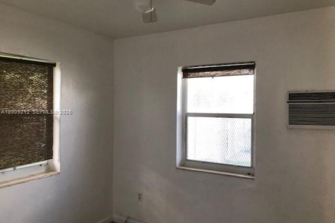 Apartment in Miami, Florida 1 bedroom, 46.45 sq.m. № 2170982 - photo 3