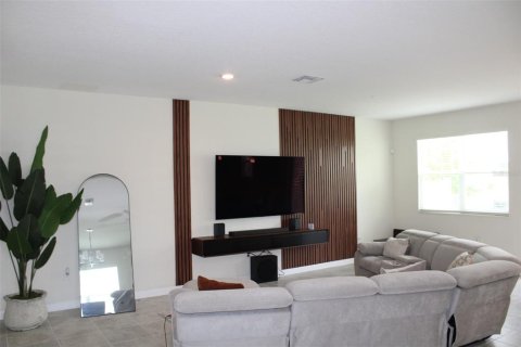 Adosado en venta en Kissimmee, Florida, 3 dormitorios, 187.29 m2 № 1866286 - foto 7