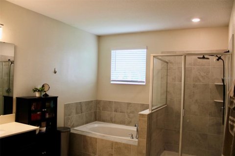 Adosado en venta en Kissimmee, Florida, 3 dormitorios, 187.29 m2 № 1866286 - foto 26