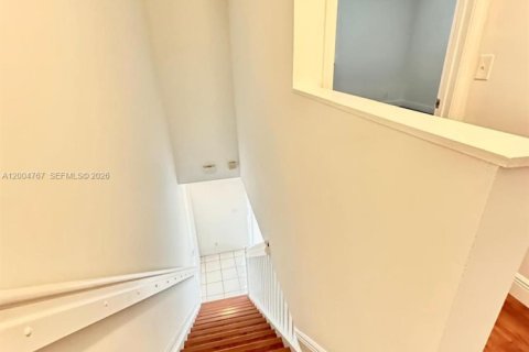 Townhouse in Weston, Florida 2 bedrooms, 120.22 sq.m. № 2068656 - photo 21