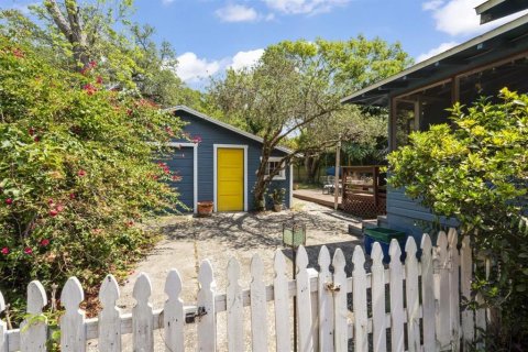 House in Tampa, Florida 2 bedrooms, 97.55 sq.m. № 1683071 - photo 29