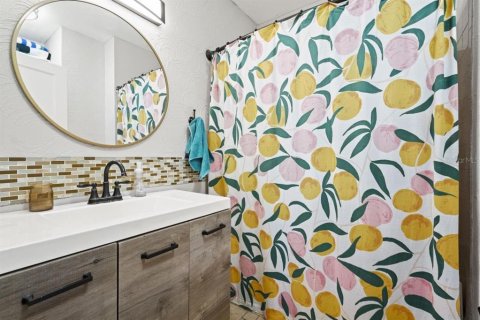 House in Tampa, Florida 2 bedrooms, 97.55 sq.m. № 1683071 - photo 22