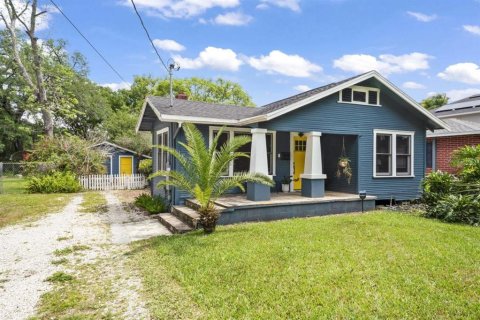 House in Tampa, Florida 2 bedrooms, 97.55 sq.m. № 1683071 - photo 4