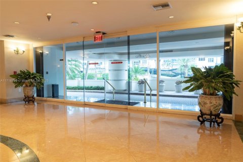 Купить кондоминиум в Майами-Бич, Флорида 2 спальни, 140.28м2, № 1984982 - фото 6