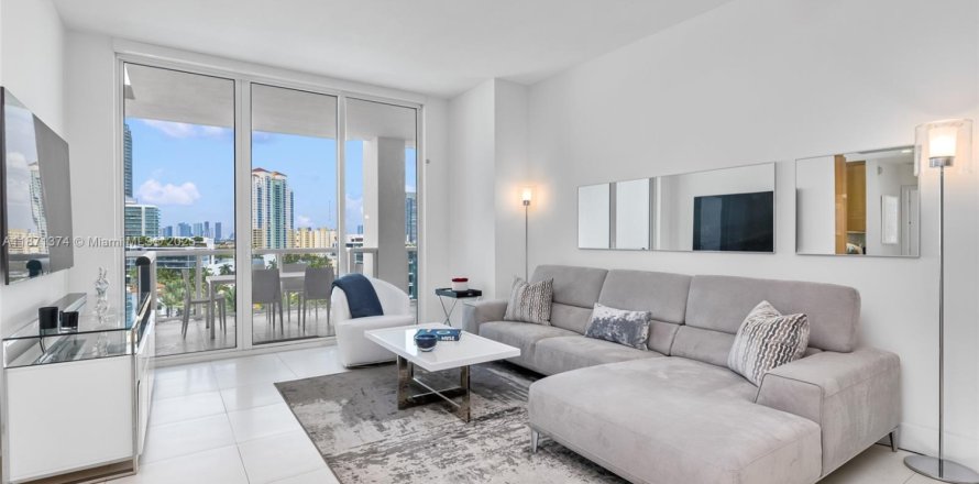 Condo à Miami Beach, Floride, 2 chambres № 1977743