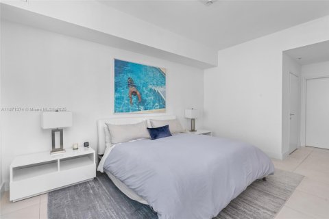 Copropriété à vendre à Miami Beach, Floride: 2 chambres, 157.75 m2 № 1977743 - photo 15