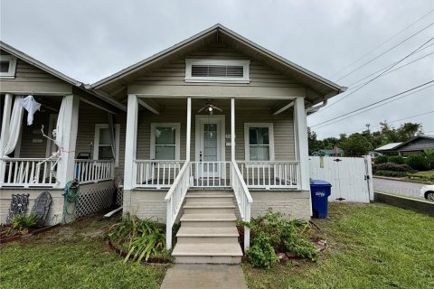 Villa ou maison à Tampa, Floride 3 chambres, 77.67 m2 № 2408308