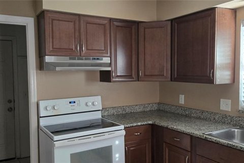 Apartment in Sanford, Florida 2 bedrooms, 130.06 sq.m. № 2143630 - photo 3