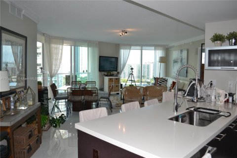 Copropriété à vendre à Sunny Isles Beach, Floride: 3 chambres, 138.33 m2 № 1704989 - photo 9