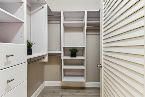 Купить кондоминиум в Сент-Питерсберг, Флорида 4 комнаты, 104.79м2, № 1614443 - фото 18