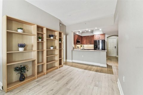 Купить кондоминиум в Сент-Питерсберг, Флорида 4 комнаты, 104.79м2, № 1614443 - фото 12